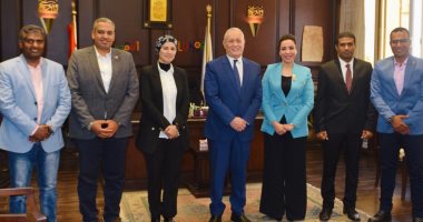 وفد تنسيقية الأحزاب يلتقى محافظ وشباب الأقصر لمناقشة مطالب الأهالى