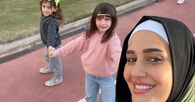 حلا شيحة تستمتع بالإجازة مع بناتها: أجمل الأوقات اللى بحس فيها بسعادة "صور"