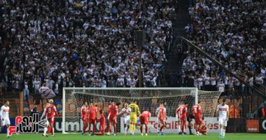 الزمالك يواصل الضغط والوداد يدافع والنتيجة 0/0 بعد مرور 30 دقيقة 