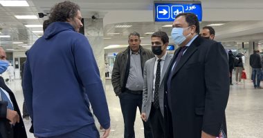 سفارة مصر في تونس تستقبل بعثة بيراميدز بعد وصولها لمواجهة الصفاقسي
