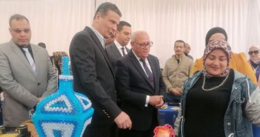 محافظ بورسعيد يفتتح الكامب المجتمعي بمشاركة 200 عارض من أصحاب الحرف