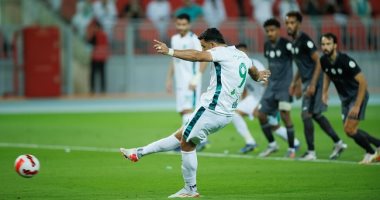 الأهلي يستعيد نغمة الفوز في الدوري السعودي بثلاثية ضد الطائي.. فيديو