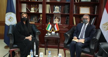 مصر والإمارات يناقشان تعزيز سبل التعاون فى مجال السياحة والآثار