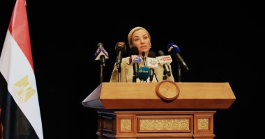 7 رسائل لوزيرة البيئة في اليوم العالمى للخدمة المدنية.. أهمها تقدير العامل المصرى