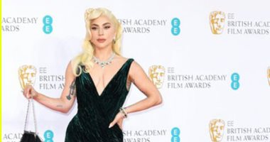 ليدى جاجا وسلمى حايك ولوسى بوينتون أول الحاضرين لحفل جوائز الـ BAFTA