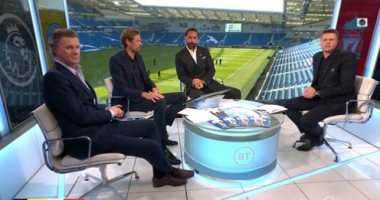 نقاش حاد بين نجوم إنجلترا عن تجديد محمد صلاح: هل يريد المجد أم الأموال؟