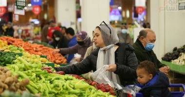 كلمة أخيرة يعرض تقريرا حول معارض أهلا رمضان وكلنا واحد لتوفير السلع بأسعار مخفضة