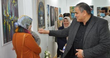 افتتاح معرض التصوير الزيتى لخريجى التربية النوعية بجامعة كفر الشيخ.. صور