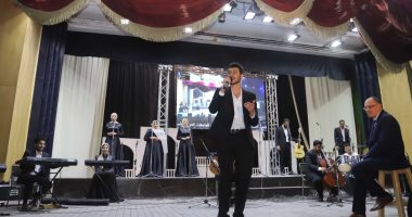 رئيس جامعة جنوب الوادى يشهد اليوم الثانى لفعاليات الملتقى الفنى للجامعات