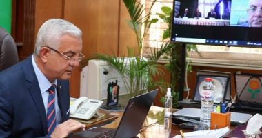 رئيس جامعة المنوفية يفتتح المؤتمر الدولى الرابع لكلية الهندسة بالغردقة "أونلاين"