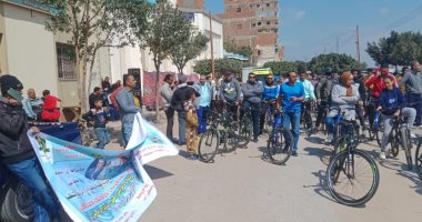 انطلاق ماراثون للدراجات احتفالا بالعيد القومى للمنيا.. لايف وصور