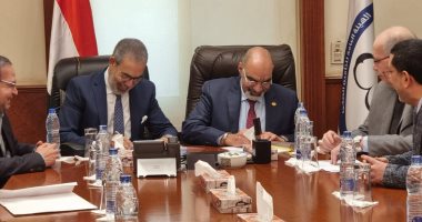 «المؤلفين والملحنين» توقع بروتوكولاً مع الهيئة العامة للتأمين الصحى