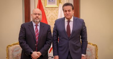 خالد عبد الغفار يستقبل نظيره اللبنانى لبحث سبل الارتقاء بالقطاع الصحى فى لبنان