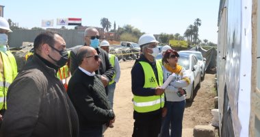 رئيس شركة مياه أسيوط يتفقد محطة مياه المعابدة ويشدد على الالتزام بالجدول الزمنى