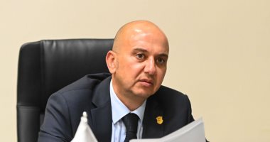 البقاء أو الرحيل لم يحسم.. لجنة الكرة بالاتحاد السكندرى تواصل الاجتماع مع حسام حسن