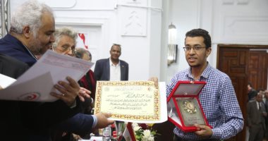 فى يوم الطبيب.. نقابة الأطباء تكرم شيوخ وشهداء المهنة والأمهات المثاليات 