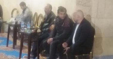 محمد محيى وأمير طعيمة وخالد تاج الدين فى عزاء والد خالد عز 