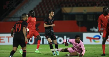 الأهلي يغزو المريخ بـ 3 صواريخ ويقترب من التأهل لربع نهائى دوري الأبطال