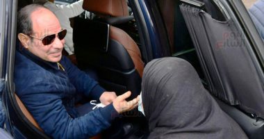 الرئيس السيسي لمواطنة: "أغلى حاجة نقدمها لأولادنا التعليم الكويس"