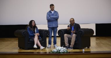 مخرج "باب الدنيا" بمهرجان الإسماعيلية: صورت الفيلم بهاتفي الشخصي