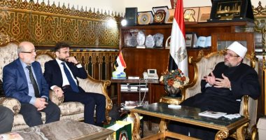 وزير الأوقاف: الدين لا يعنى الانعزال عن الحياة بل هو فن تحقيق سعادة البشر