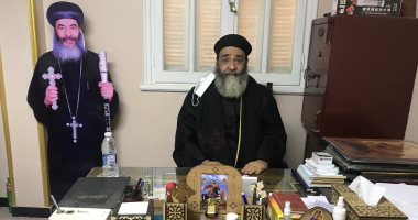 نسيج واحد.. قمص من الغربية يتبرع بـ25 صك إطعام لإدارة الأوقاف.. القمص تيموثاوس: يوجد ترابط ومحبة بين أبناء الكنيسة وأخوتنا المسلمين.. وذهبت لعقد لقاء مع مدير الأوقاف وفوجئت بصكوك الإطعام فشاركت على الفور.. صور
