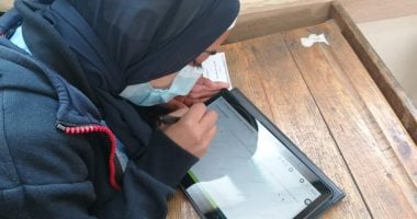 التعليم: عدم رد التابلت من طلاب ثانية وثالثة بعد انتهاء دراستهم بالثانوية