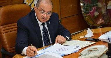 رئيس جامعة أسيوط يقرر صرف مكافأة شهرا للعاملين بالجامعة بمناسبة شهر رمضان