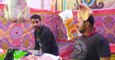 الطماطم بـ4 جنيه واللحمة من 45 لـ110.. أرخص أسعار بمنفذ "أهلا رمضان" بالمحلة