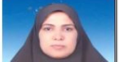 القصة الكاملة للأم المثالية بالأقصر.. صفاء صابر أحمد أرملة منذ 17 سنة ولديها 3 أبناء مؤهلات عليا.. عاشت سنوات ألم ترعى زوجها المريض ووالدها وابنها فى متاعبهم الصحية.. وتدرجت بعملها حتى موجه تربية اجتماعية.. صور