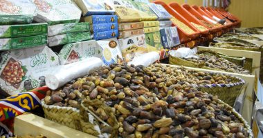 محافظ الإسكندرية يفتتح معرض "أهلا رمضان" بأرض كوتة بخصومات تصل 20%.. صور