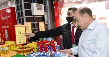 جولة لمحافظ أسوان بالمجمعات ومخابز العيش الحر والمدعم