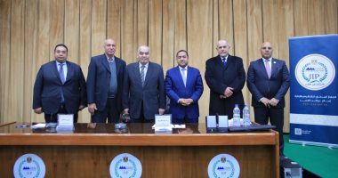 رئيسا التنظيم والإدارة وقضايا الدولة يفتتحان الدورة الـ3 لتدريب المنتقلين للعاصمة الإدارية