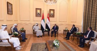 قمة الأخوة والصداقة فى شرم الشيخ.. الرئيس السيسى يبحث مع الشيخ محمد بن زايد تعزيز التعاون بين مصر والإمارات فى كافة المجالات.. ويؤكد موقف القاهرة الثابت تجاه أمن الخليج.. ورفض أي ممارسات تسعى إلى زعزعة استقراره