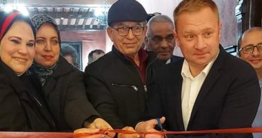 مدير البيت الروسى بالإسكندرية يفتتح معرض "الملتقى العالمى الثالث للفنون"