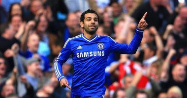حساب الدوري الإنجليزي يحتفل بالذكرى الـثامنة لأول هدف لـ محمد صلاح في البريميرليج.. فيديو