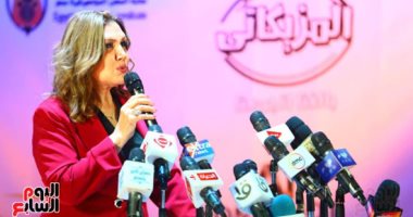 نادية مصطفى وجمال بخيت أول الحاضرين فى مؤتمر مسابقة المزيكاتى