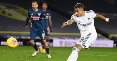 برشلونة يحسم اتفاقه على ضم البرازيلى رافينيا نجم ليدز لمدة 5 سنوات