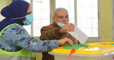 الأردنيون ينتخبون ممثليهم فى مجالس المحافظات والبلديات وأمانة عمان.. 4646 مرشحا ومرشحة على رئاسة 100 بلدية و918 لمجالس البلديات.. ووزير الإدارة المحلية: مستقبل البلاد يستحق أن يصوت له كل ناخب وناخبة