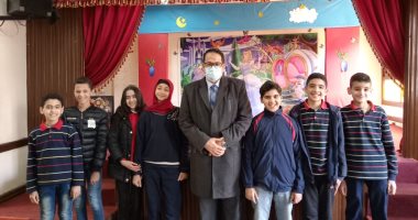 وكيل تعليم الغربية يشهد عرضا مسرحيا بلغة الإشارة لطلاب المدرسة المتميزة بطنطا