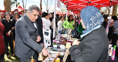 رئيس جامعة مصر للعلوم والتكنولوجيا يفتتح ملتقى التوظيف السنوي.. صور 