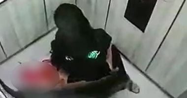امرأة كولومبية تنجو بأعجوبة بعد مهاجمة كلبها لها داخل مصعد.. صور وفيديو