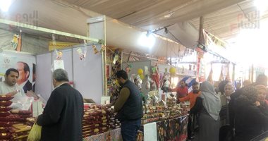 الكنافة والجلاش بـ20 جنيها وقمر الدين بـ10.. جولة بمعرض أهلا رمضان بالمنصورة ..فيديو