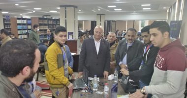 رئيس جامعة بنها يتابع اليوم الثانى لفعاليات "هاكاثون المدن الذكية"