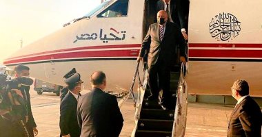 شكري يصل إسرائيل للمشاركة في اجتماع سداسي على مستوى وزراء الخارجية 
