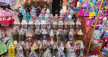 روحانيات الشهر الكريم.. فوانيس رمضان تزين شوارع الإسماعيلية.. لايف وصور
