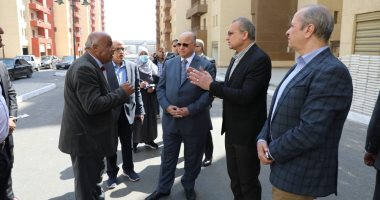 محافظ القاهرة يتفقد كمبوند الخيالة بديل المناطق العشوائية.. صور