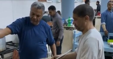موائد "الكمونية" الشهيرة تجمع أهالى العوامية بالأقصر فى ليالى شعبان.. فيديو