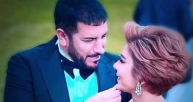 فائق حسن يتغزل في زوجته أصالة نصري: "يا كل أسبابي للسعادة"