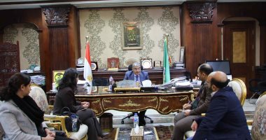 محافظ المنيا يستقبل وفد التكتلات الاقتصادية ببرنامج التنمية المحلية في الصعيد